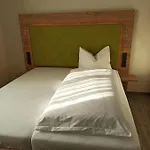Otel Landgasthaus Eggert 3*