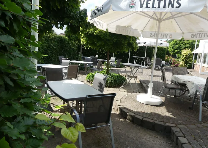 酒店 Landgasthaus Eggert 3*